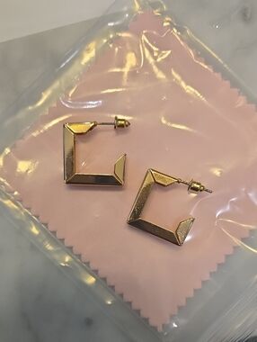 Gold Geometric Square Hoop Earrings - Women Accessories
